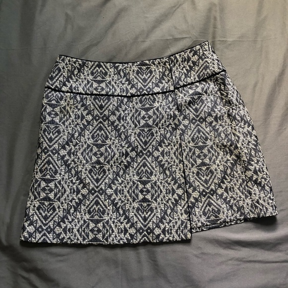 H&M wrap skirt, size 8 mini length - Picture 1 of 9